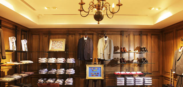 <strong>Paul Smith｜ポール・スミス</strong>　『ポール・スミス丸の内ショップ』 Main line / London / Collection area