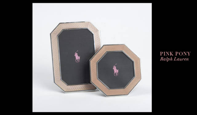 <strong>RALPH LAUREN｜ラルフ ローレン　PINK PONY</strong>　「ピンク・ポニー10周年記念 限定品」　フレーム 左／14万7000円、右／11万5500円
