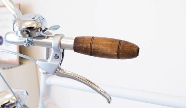 <strong>ABICI｜アビチ</strong>　ナチュラルウッドグリップ （NATURAL WOODEN GRIPS）