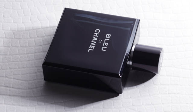 フレグランス特集｜<strong>CHANEL（シャネル）</strong>ブルー ドゥ シャネル オードゥ トワレット　1万500円（100mL） 