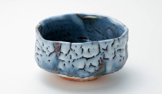 <strong>三越｜MITSUKOSHI　「Happy Tea Time」　“マイ ファースト マッチャワン”</strong>　加藤土代久　鼠志野　抹茶碗　31万5000円