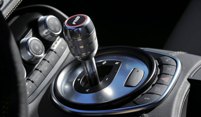 <strong>AUDI R8 SPYDER｜アウディ R8 スパイダー</strong>