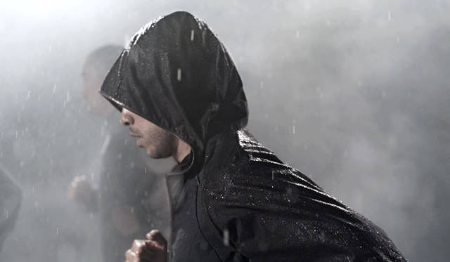 <strong>NIKE｜ナイキ</strong>　「NIKE × UNDERCOVER GYAKUSO<u>U</u>」