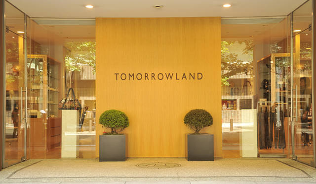 <strong>TOMORROWLAND｜トゥモローランド</strong>　丸の内店に「マッキントッシュ」期間限定ショップ登場