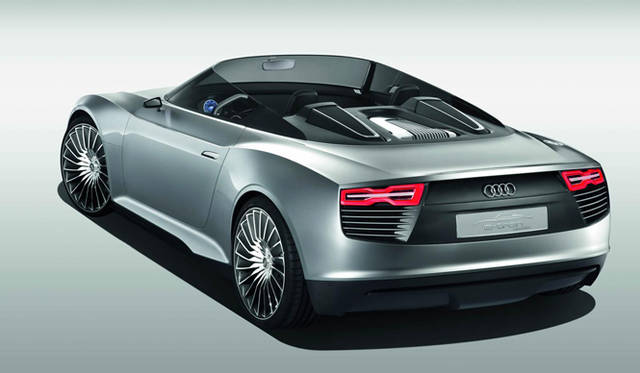 <strong>AUDI e TRON SPYDER｜アウディ e トロン スパイダー</strong>