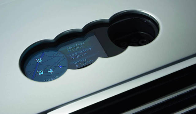 <strong>AUDI e TRON SPYDER｜アウディ e トロン スパイダー</strong>