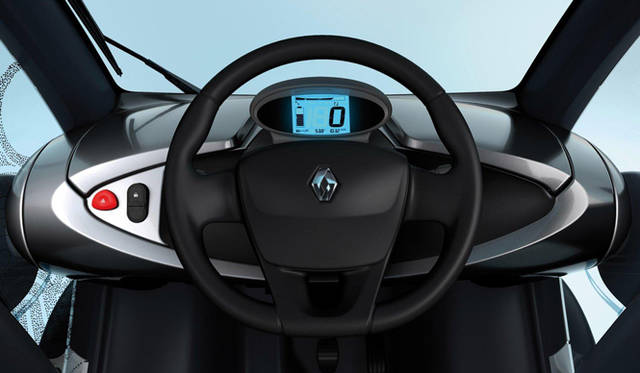 <strong>RENAULT TWIZY｜ルノー トゥイージー</strong>