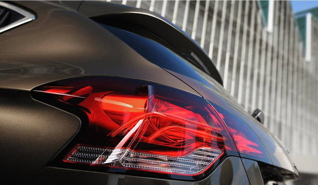 <strong>CITROEN｜シトロエン DS4</strong>