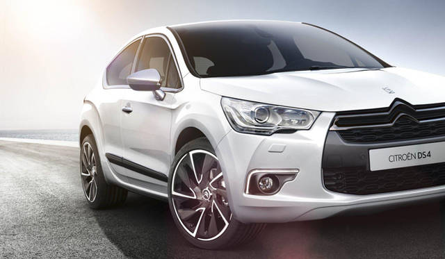 <strong>CITROEN｜シトロエン DS4</strong>