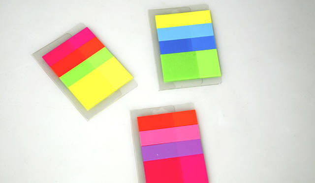 <strong>HIGHTIDE｜ハイタイド</strong>　“NOTEBOOK EQUIPMENT”  「Removable Sticking Film Memo」 