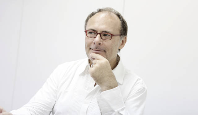 <strong>JEAN-PAUL HÉVIN｜ジャン＝ポール・エヴァン</strong>　新店舗オープン＆2010年秋冬新作発表記念来日インタビュー