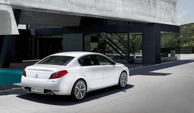 <strong>Peugeot｜プジョー 508</strong>