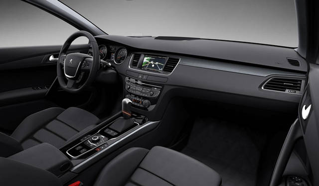 <strong>Peugeot｜プジョー 508</strong>