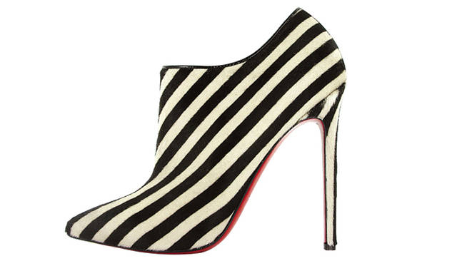 <strong>Christian Louboutin｜クリスチャン ルブタン</strong>　オープン記念限定シューズ「DAHLIA」　10万9200円（クリスチャン ルブタン／以上クリスチャン ルブタン）