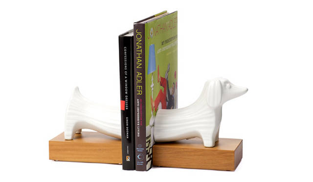 <strong>BARNEYS NEW YORK｜バーニーズ　ニューヨーク</strong>　　「VERY BARNEYS STYLE！ Featuring JONATHAN ADLER」<br>＜POTTERY＞ ブックエンド2万4150円（本は別売）