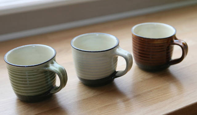 <strong>DESIGNTIDE TOKYO 2010｜伊勢丹新宿店</strong>　本館5階＝和食器「コド・モノ・コト プロジェクト おやつどうぐてん」 （10月27日（水）～11月9日（火））<br>　