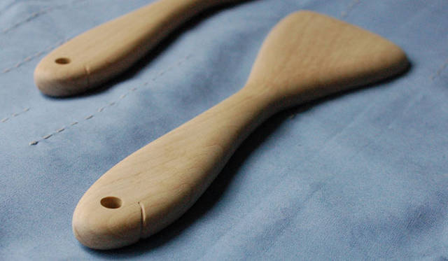 <strong>DESIGNTIDE TOKYO 2010｜伊勢丹新宿店</strong>　本館5階＝和食器「コド・モノ・コト プロジェクト おやつどうぐてん」 （10月27日（水）～11月9日（火））<br>　