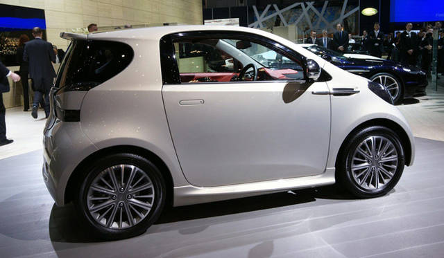 <strong>ASTON MARTIN CYGNET｜アストンマーティン シグネット</strong>