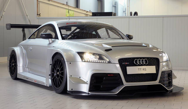 <strong>Audi｜アウディ TT RS</strong> Prototype