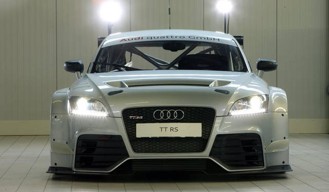 <strong>Audi｜アウディ TT RS</strong> Prototype