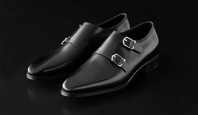 <strong>JOHN LOBB│ジョンロブ</strong>　イヤーモデル 「JOHN LOBB 2010」 24万6750円 （2010年10月25日発売）
