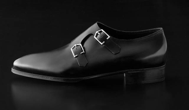 <strong>JOHN LOBB│ジョンロブ</strong>　イヤーモデル 「JOHN LOBB 2010」 24万6750円 （2010年10月25日発売）