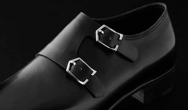 <strong>JOHN LOBB│ジョンロブ</strong>　イヤーモデル 「JOHN LOBB 2010」 24万6750円 （2010年10月25日発売）