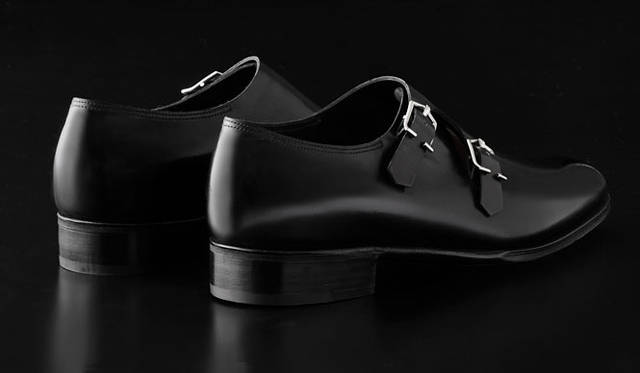 <strong>JOHN LOBB│ジョンロブ</strong>　イヤーモデル 「JOHN LOBB 2010」 24万6750円 （2010年10月25日発売）