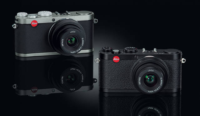 <strong>ライカ｜Leica　奥がすでに発売されているスチールグレーのバージョン</strong>