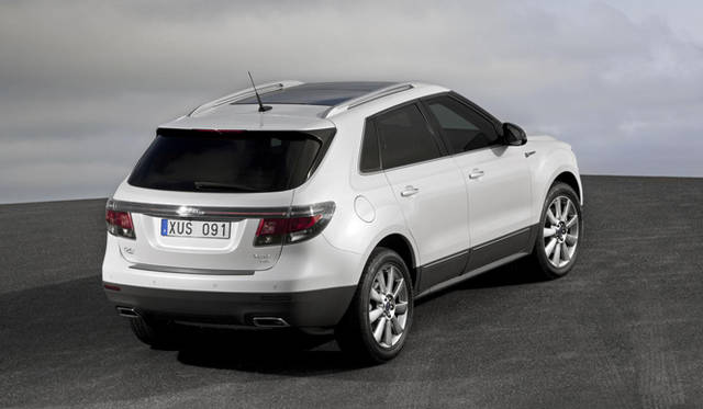 <strong>SAAB ｜サーブ 9-4X</strong>