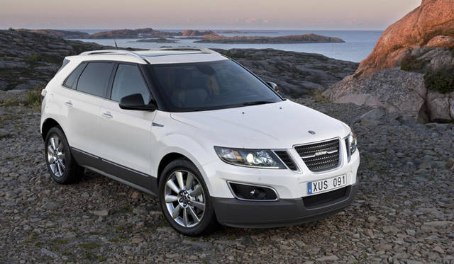 <strong>SAAB ｜サーブ 9-4X</strong>