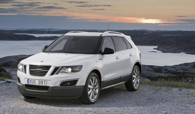 <strong>SAAB ｜サーブ 9-4X</strong>