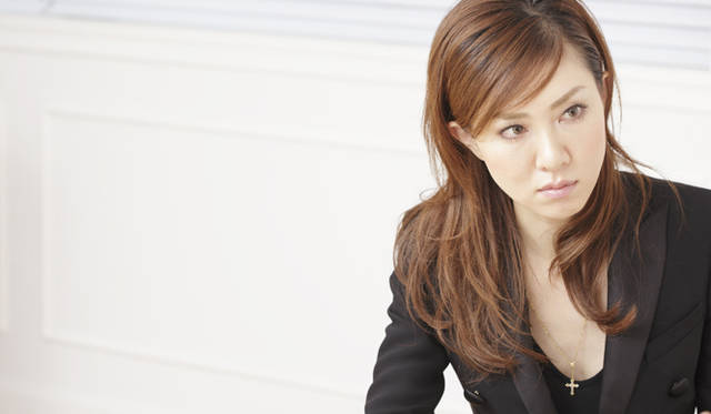 THREE｜形成外科専門医　草野貴子のスキンケア・レポート