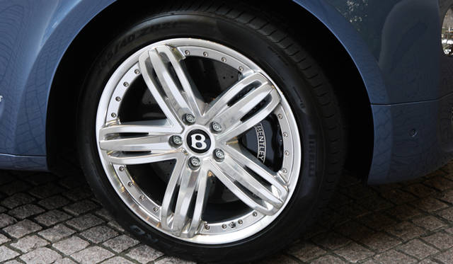 <strong>BENTLEY MULSANNE｜ベントレー ミュルザンヌ</strong>