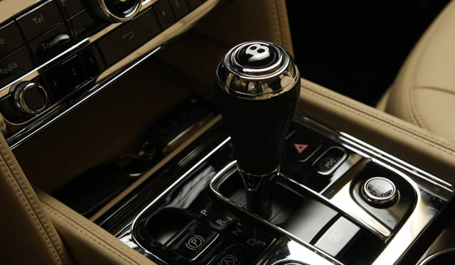 <strong>BENTLEY MULSANNE｜ベントレー ミュルザンヌ</strong>