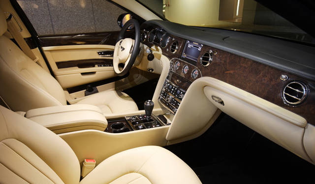 <strong>BENTLEY MULSANNE｜ベントレー ミュルザンヌ</strong>