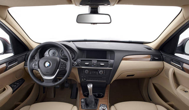 <strong>BMW｜ビー・エム・ダブリュー X3</strong>