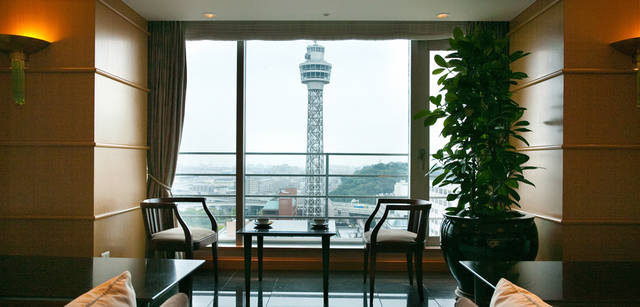 <strong>CITROEN DS3｜シトロエン DS3</strong>　新館15～17階の「エグゼクティブフロア」宿泊客のみ利用可能のラウンジ