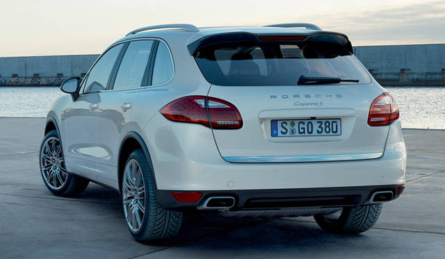 <strong>PORSCHE Cayenne S Hybrid｜ポルシェ カイエンS ハイブリッド</strong>