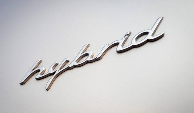 <strong>PORSCHE Cayenne S Hybrid｜ポルシェ カイエンS ハイブリッド</strong>