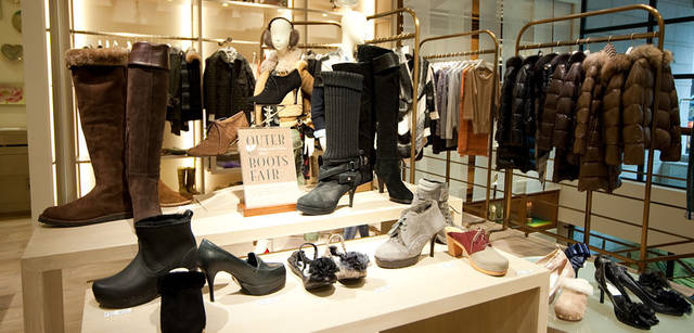 <strong> UNITED ARROWS｜ユナイテッドアローズ</strong>　ユナイテッドアローズ 原宿本店 ウィメンズ館　1階