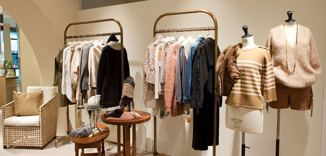 <strong> UNITED ARROWS｜ユナイテッドアローズ</strong>　ユナイテッドアローズ 原宿本店 ウィメンズ館　1階