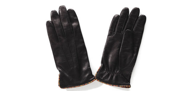 <strong>Paul Smith｜ポール・スミス</strong> ポール・スミスらしいカラフルなトリミングがアクセント。グローブ9450円