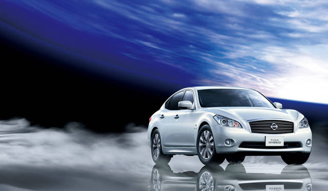 <strong>日産 フーガ ハイブリッド｜NISSAN FUGA HYBRID</strong>