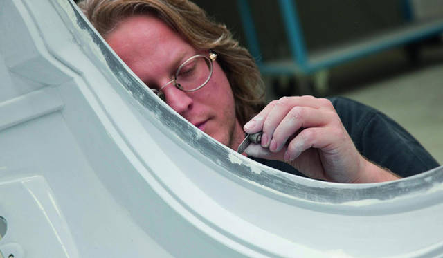 <strong>Audi e TRON｜アウディ e トロン</strong>