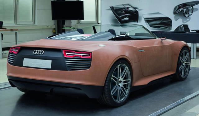 <strong>Audi e TRON｜アウディ e トロン</strong>