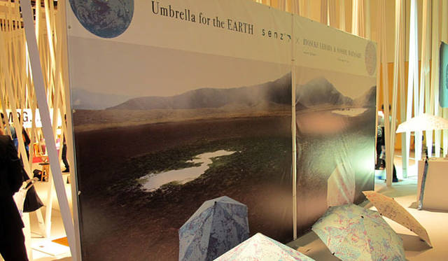 <strong> DESIGNTIDE TOKYO 2010｜TIDE Exhibition</strong>　東京ミッドタウン・ホール A<br>senz × Ryosuke Uehara & Yoshie Watanabe