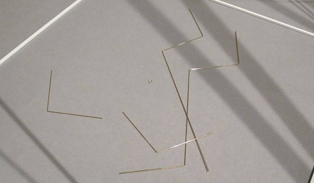 <strong> DESIGNTIDE TOKYO 2010｜TIDE Exhibition</strong>　東京ミッドタウン・ホール B<br>E&Y　「edition HORIZONTAL multiple collection line」　in the sky（Koichi Futatsumata）