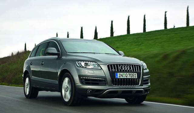 <strong>Audi｜アウディ Q7</strong>