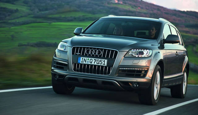 <strong>Audi｜アウディ Q7</strong>